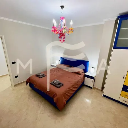 公寓 3 Bedroom Beachfront 834 格勒姆