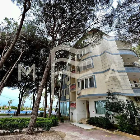 3 Bedroom Beachfront 834 公寓