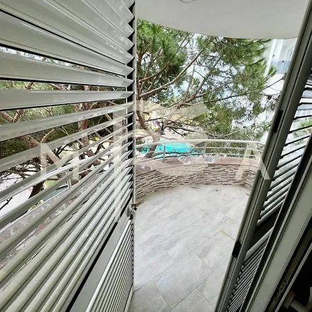 3 Bedroom Beachfront 834 公寓